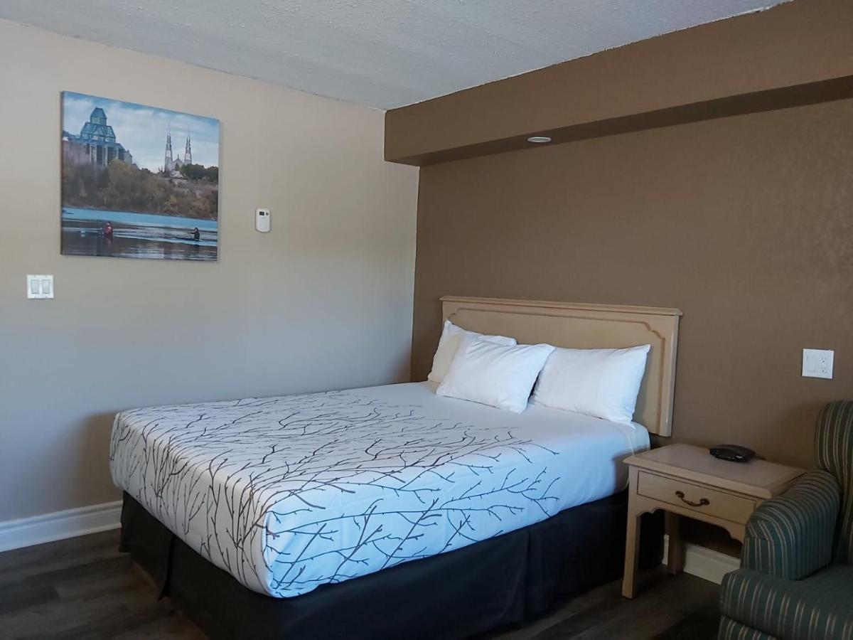 Arnprior Motor Inn Exteriör bild