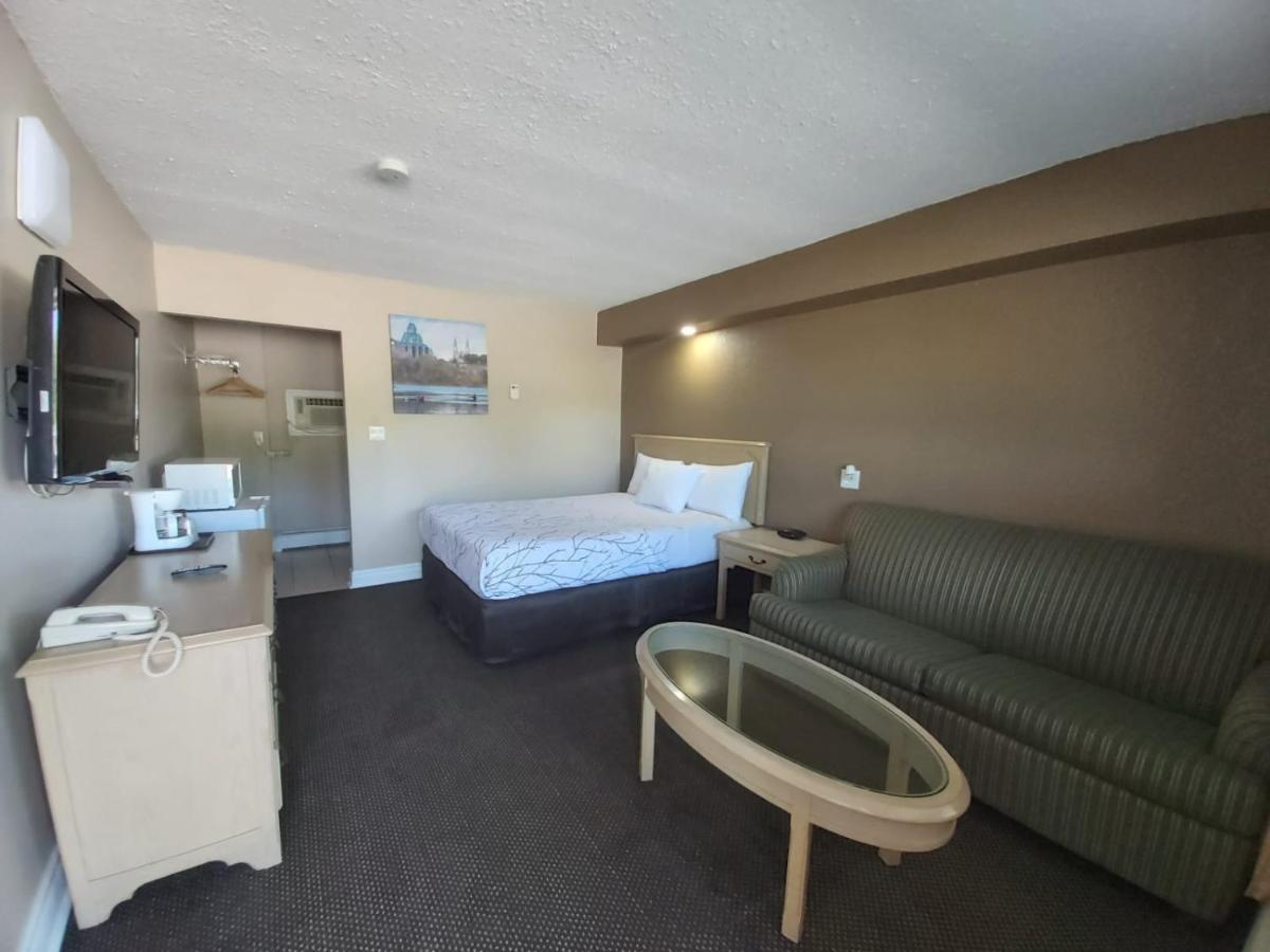 Arnprior Motor Inn Exteriör bild