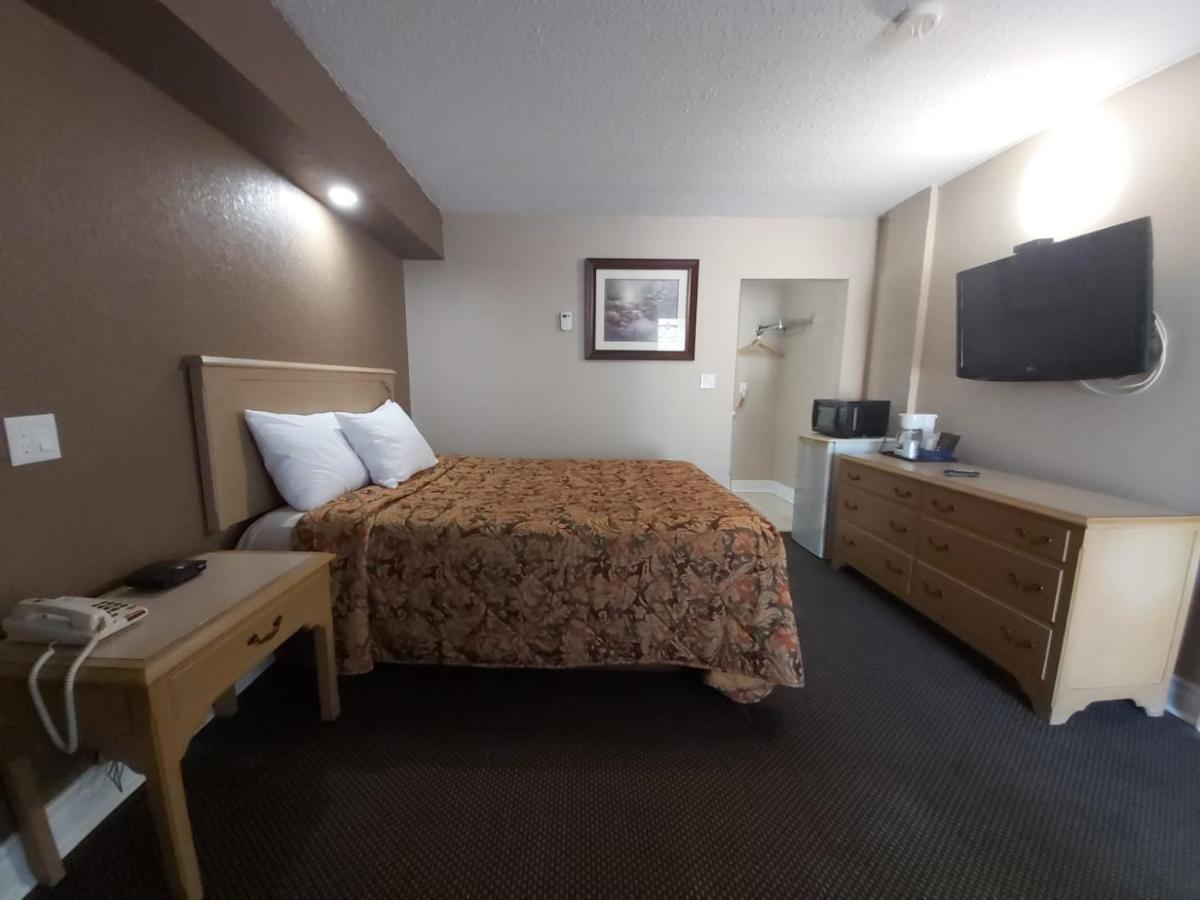 Arnprior Motor Inn Exteriör bild