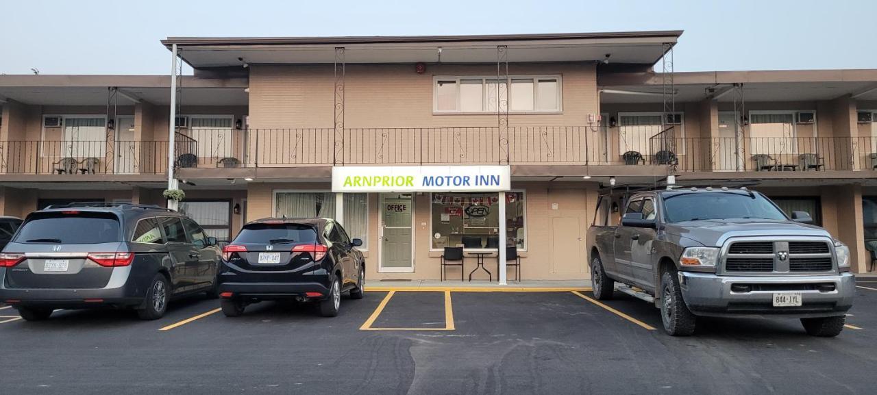 Arnprior Motor Inn Exteriör bild