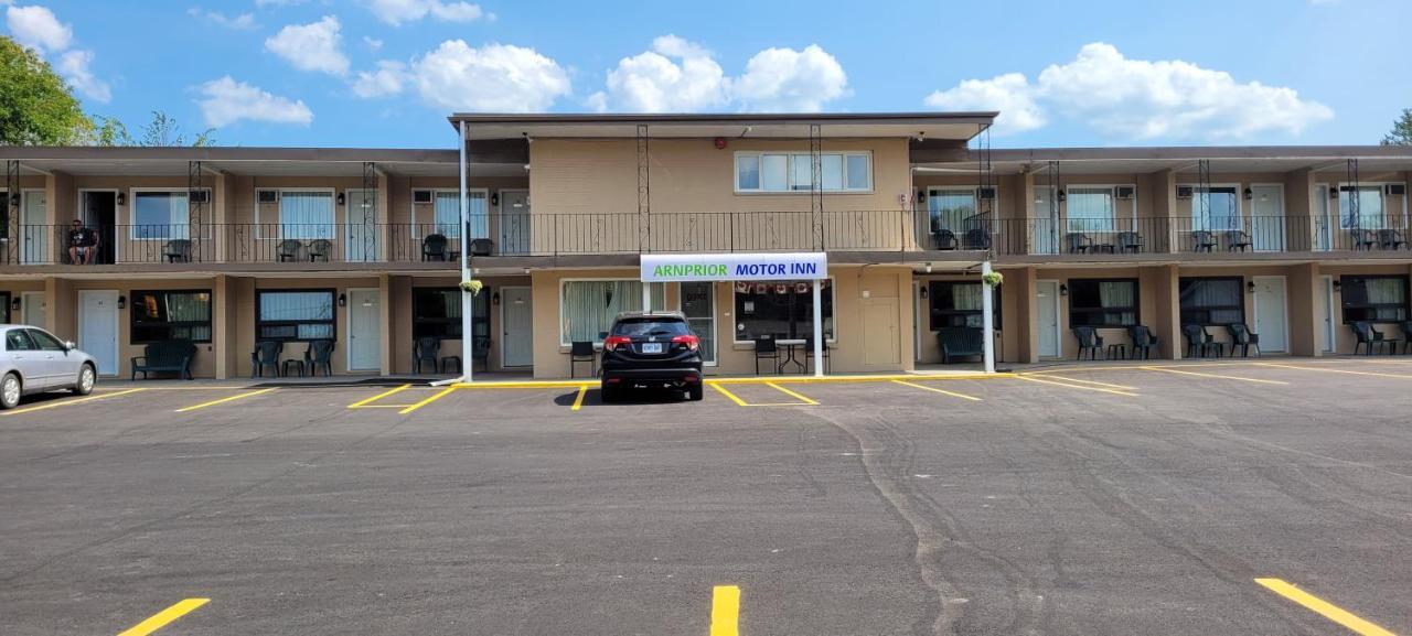 Arnprior Motor Inn Exteriör bild
