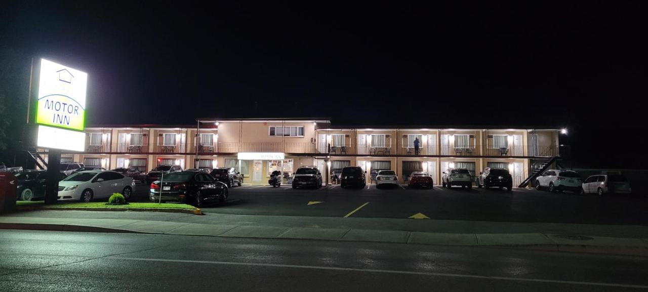 Arnprior Motor Inn Exteriör bild