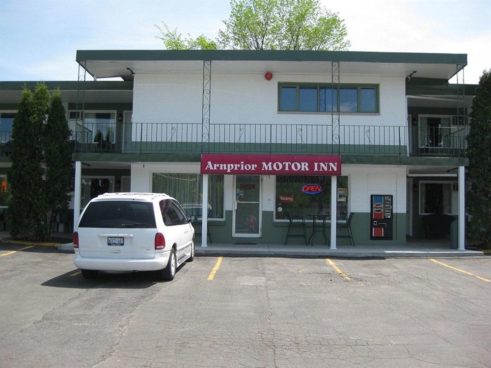 Arnprior Motor Inn Exteriör bild